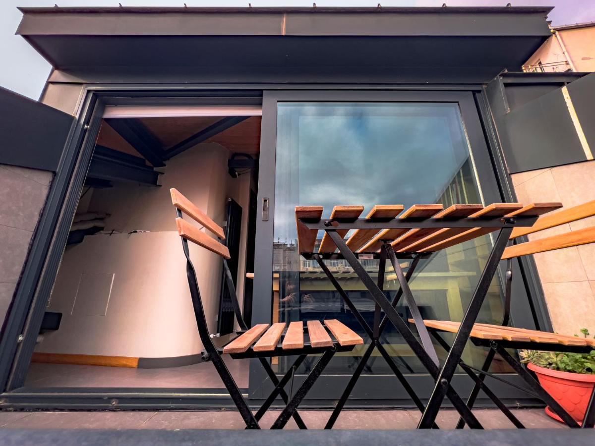Homie Suites - "Loft 27" Urban Comfort Suites In The Heart Of Cihangir Provincia di Provincia di Istanbul Esterno foto