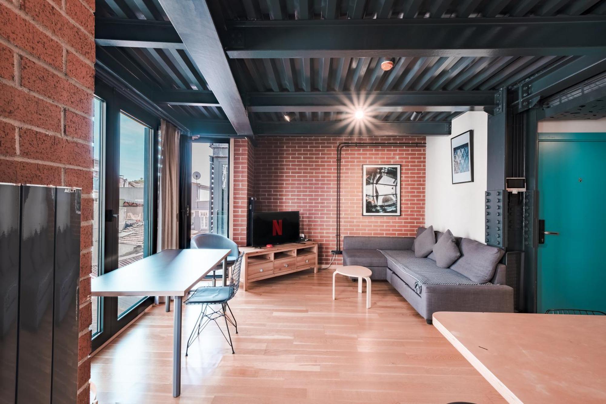 Homie Suites - "Loft 27" Urban Comfort Suites In The Heart Of Cihangir Provincia di Provincia di Istanbul Esterno foto