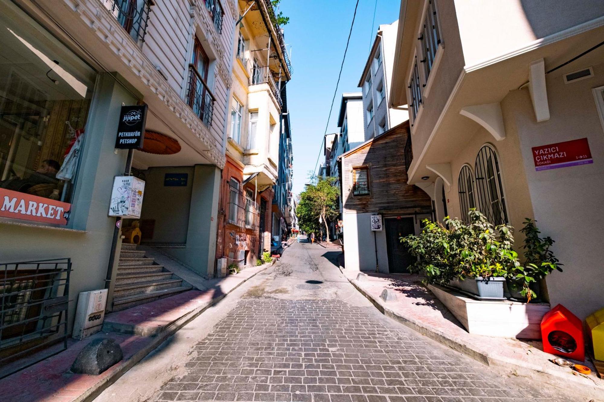 Homie Suites - "Loft 27" Urban Comfort Suites In The Heart Of Cihangir Provincia di Provincia di Istanbul Esterno foto